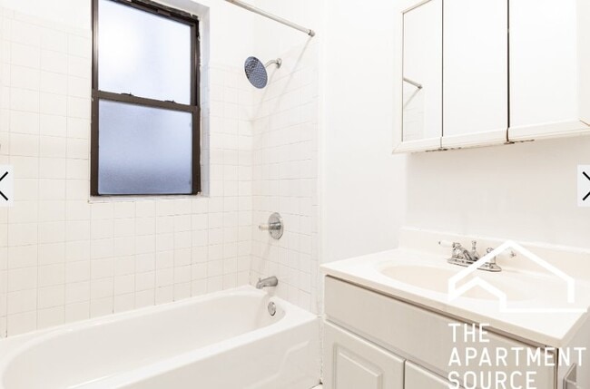 Photo - 3829 N Fremont St Apartment