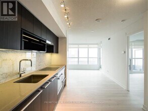 Building Photo - 80 Queens Wharf Rd