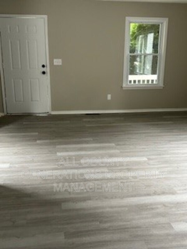 Foto del edificio - 3415 E 106th St