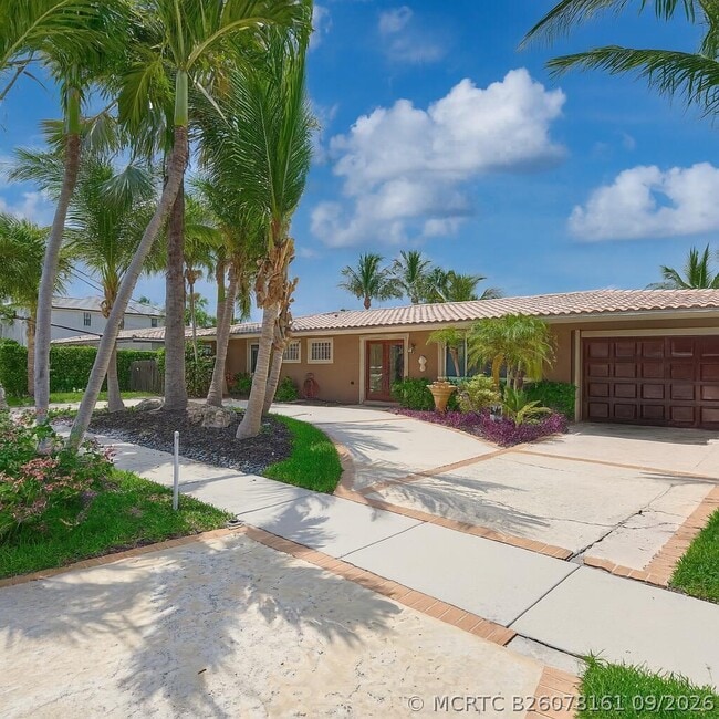 Foto del edificio - 2810 NE 48th Ct