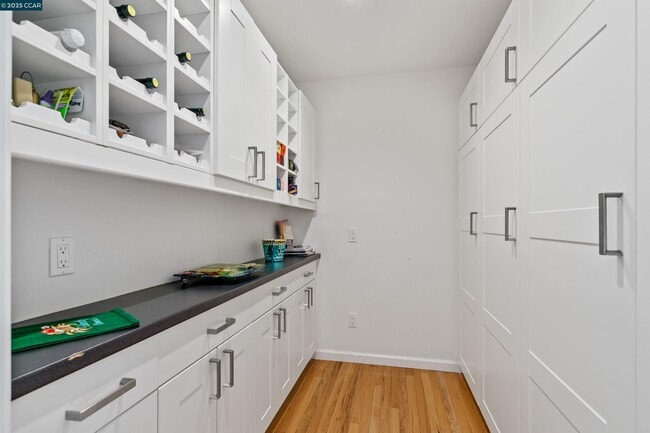 Foto del edificio - 1536 Alamo Way