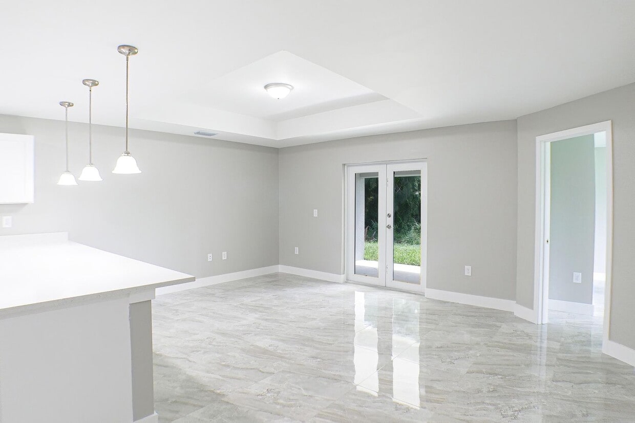 Foto principal - Brand New Duplex 2024 3 beds 2 baths with ...