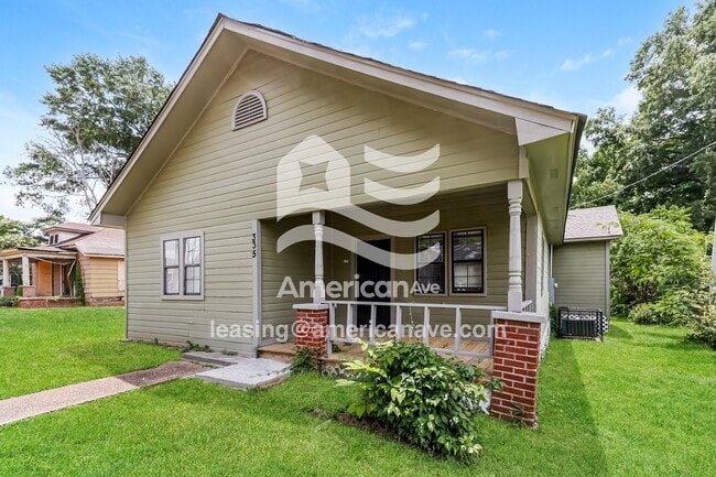 Building Photo - 335 Dewitt Ave