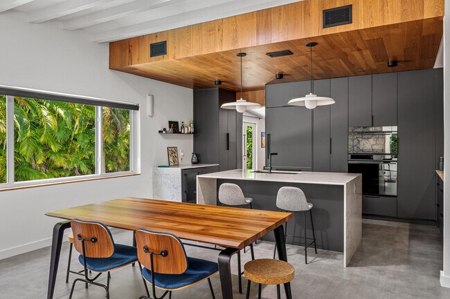 Foto del edificio - 518 Rye Ln
