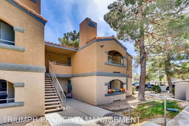 Building Photo - 220 Mission Newport Ln