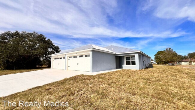 Building Photo - 3 br, 2 bath House - 8145 Cozumel Ln