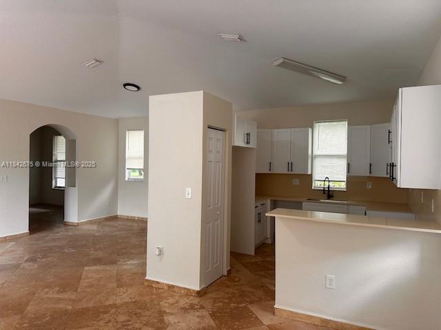 Foto del edificio - 21733 Ingraham Ave Rd