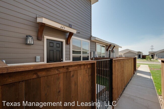 Building Photo - 2 br, 1.5 bath House - 643 Harvest Moon Drive