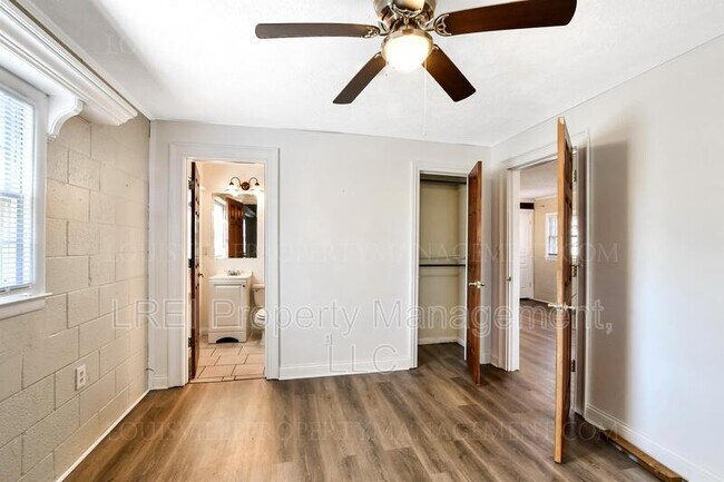 Foto del edificio - 12212 Old Henry Rd