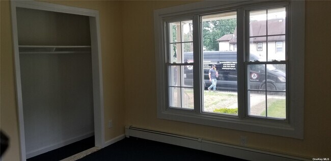 Building Photo - 26 Champlain Ave