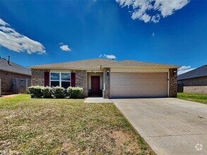 Building Photo - 333 Foxtrot Ter