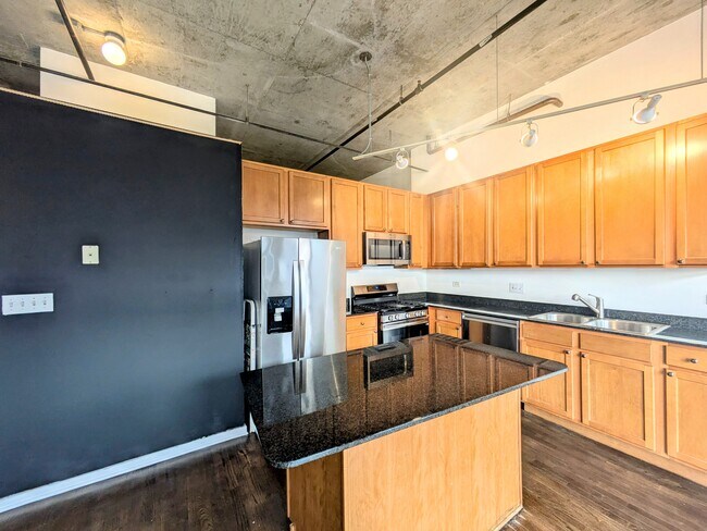 Foto del edificio - 933 W Van Buren St