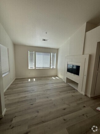 Building Photo - 7003 Rodling Dr