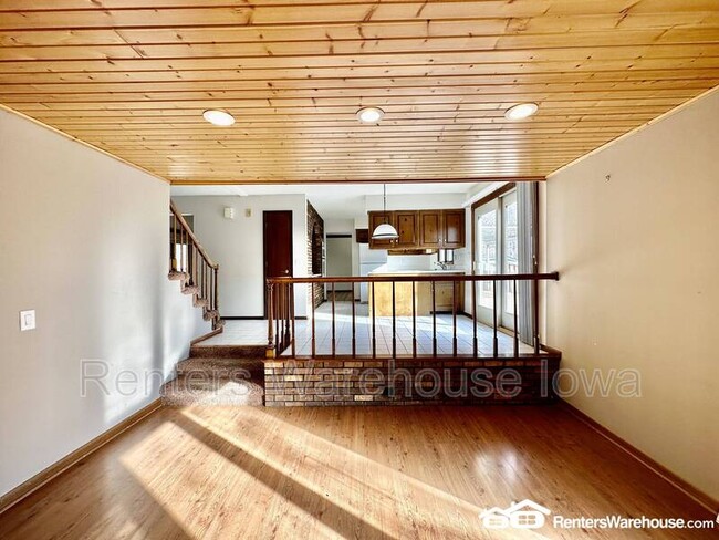 Foto del edificio - 2808 Sharon Ct