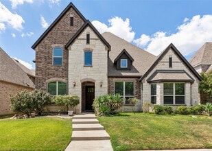 Building Photo - 1304 Damsel Caitlyn Dr