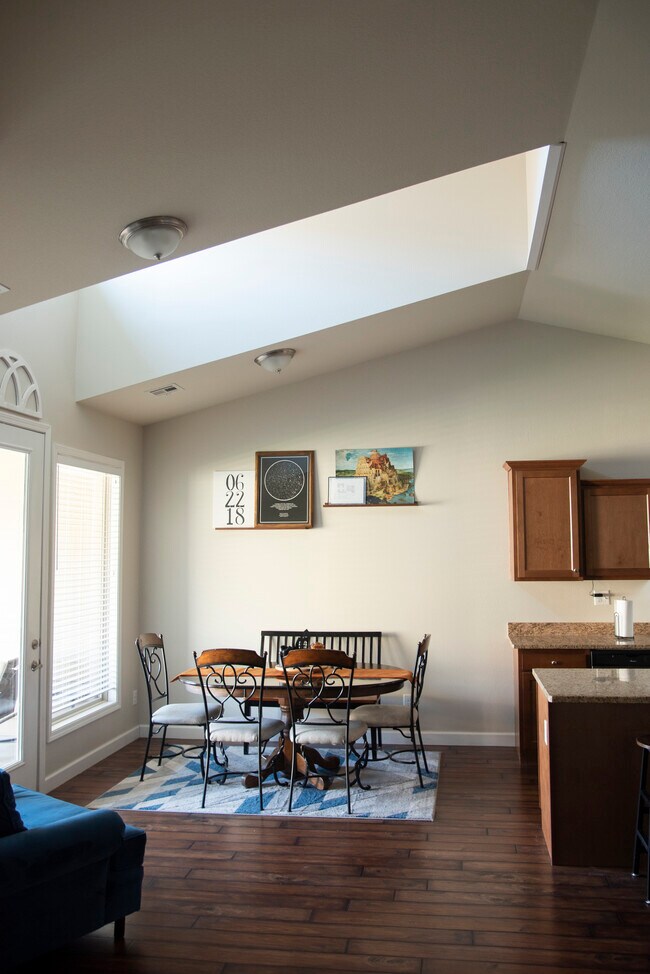 Building Photo - 2630 Tobacco Cir