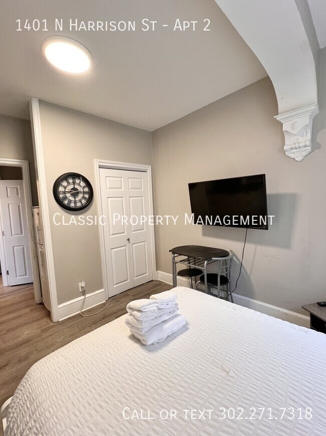 Foto del edificio - 1401 N Harrison St