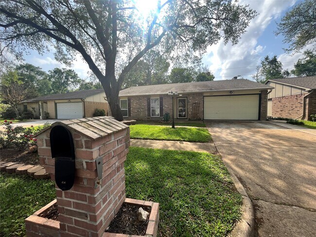 Building Photo - 4407 Kevinkay Dr