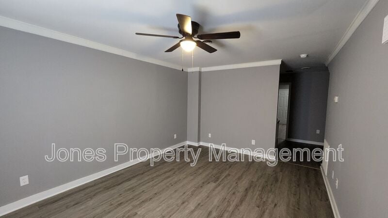 Foto principal - 320 N Key St