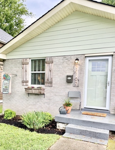 Photo - 1122 2nd Ave S House