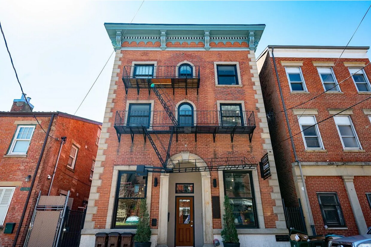 Primary Photo - 1523 Republic St