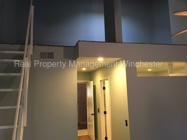 Building Photo - 4014 Aguila St