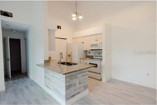 Foto del edificio - 1218 Bermuda Lakes Ln