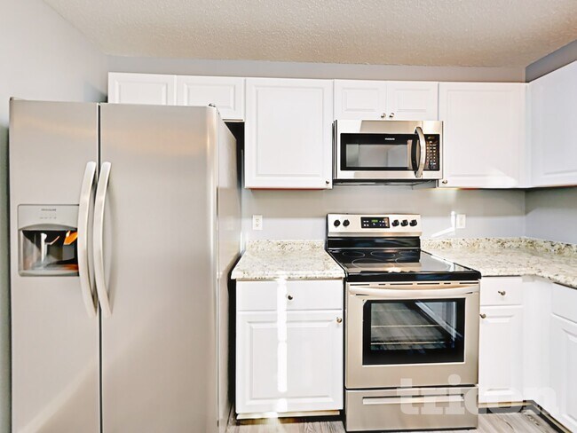 Foto del edificio - 19 Sterling Ridge Ct