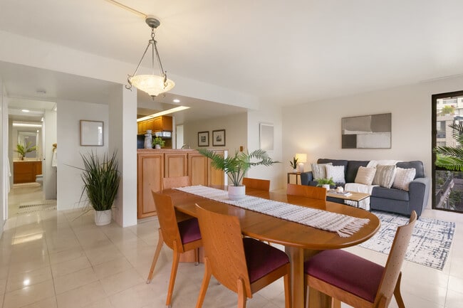 Building Photo - 217 Prospect St