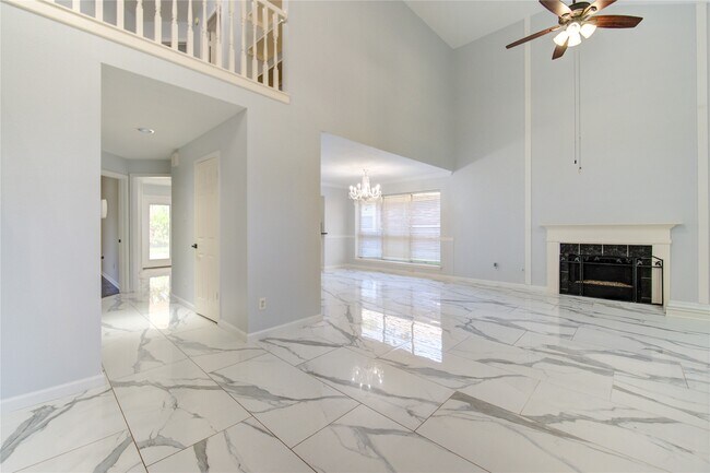 Foto del edificio - 115 Crimson Bay Dr