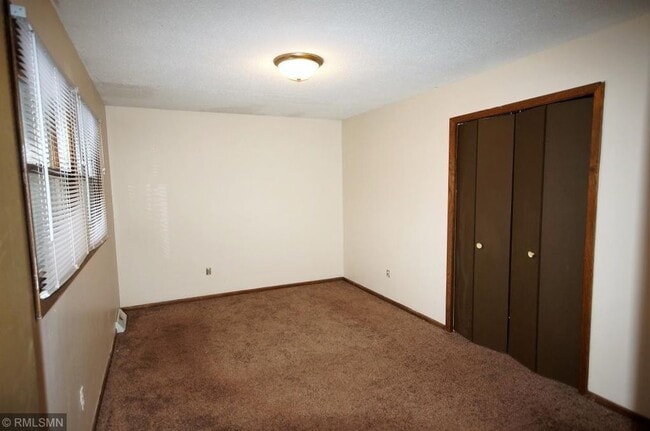 Building Photo - 403 Belle Aire Dr