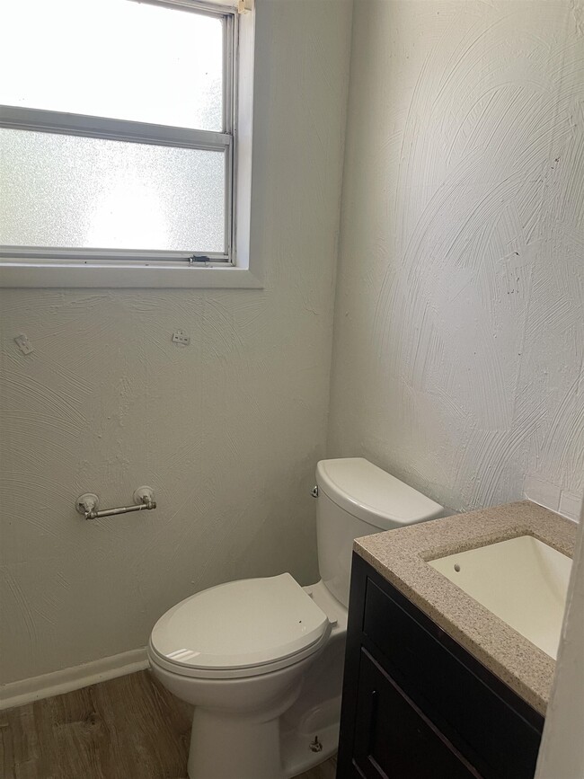 Building Photo - 44 Armstead Dr