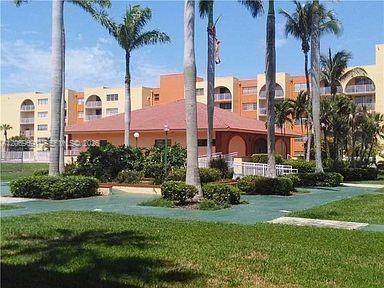 Foto del edificio - 7000 NW 186th St