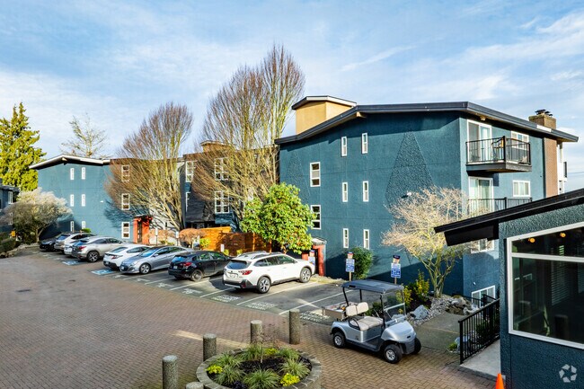 Building Photo - Arrive Magnolia