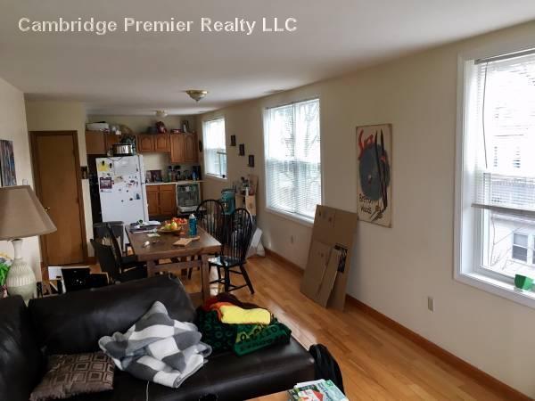 Foto del edificio - 154 Cedar St