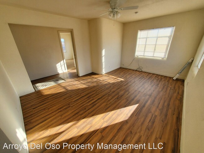 Building Photo - 3 br, 1 bath House - 1303 Menaul BLVD