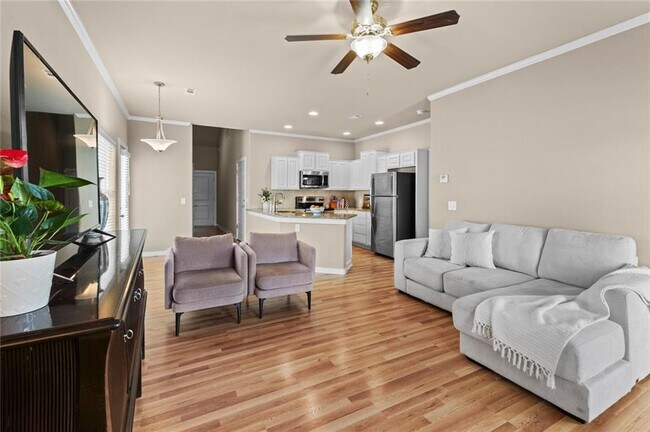 Foto del edificio - 2306 SW Juniper Ave