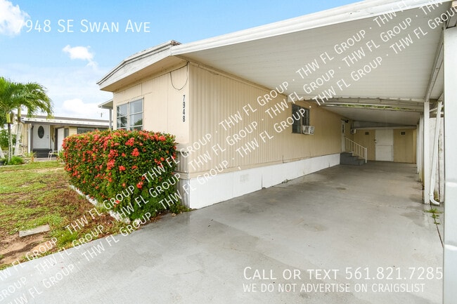 Building Photo - 7948 SE Swan Ave