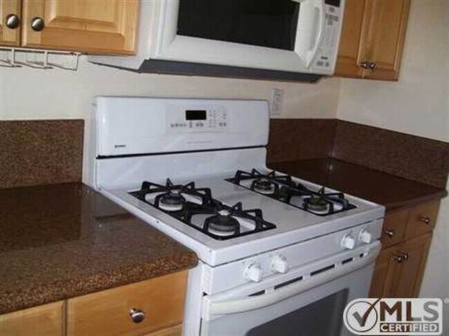 Foto del edificio - 9380 Twin Trails Dr