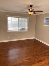 Building Photo - 806 Bloomwood Rd