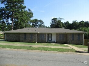 Building Photo - 8705 Labette Dr