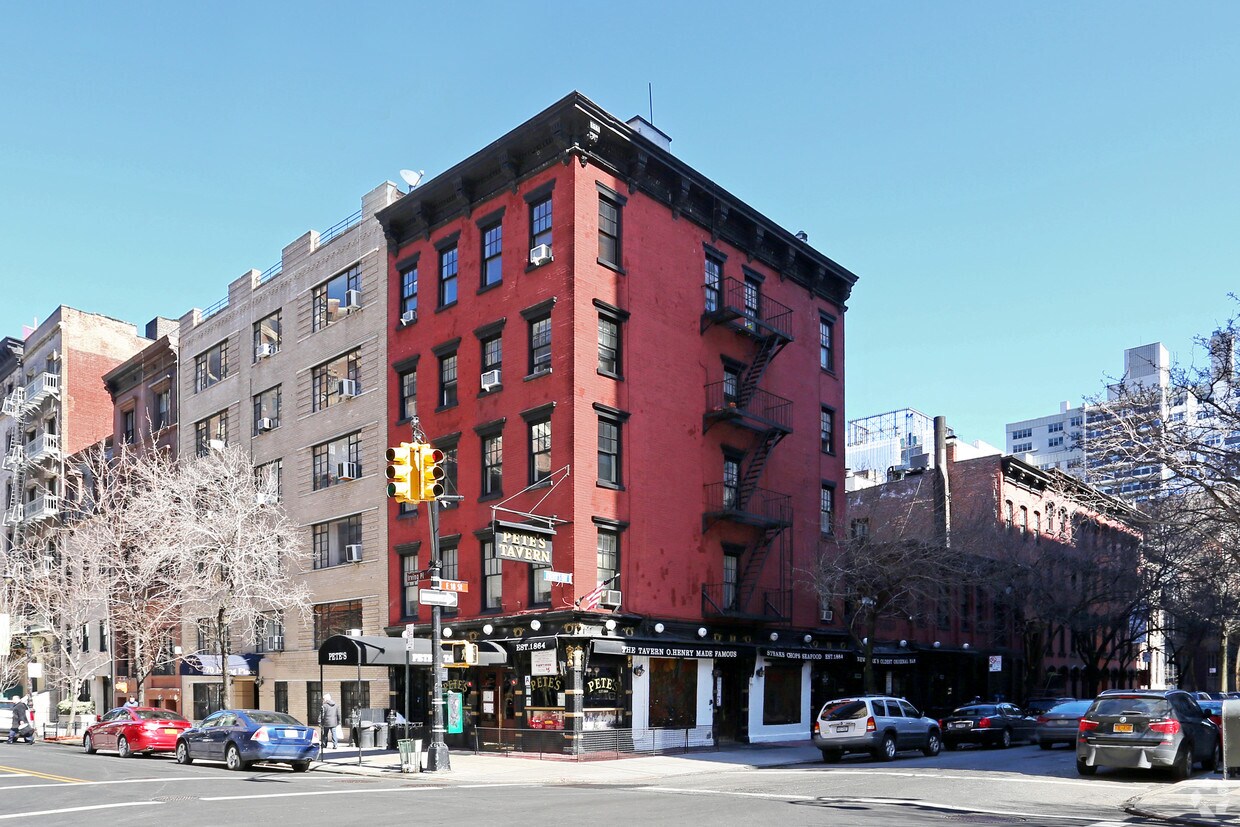 Primary Photo - 129 E 18th St