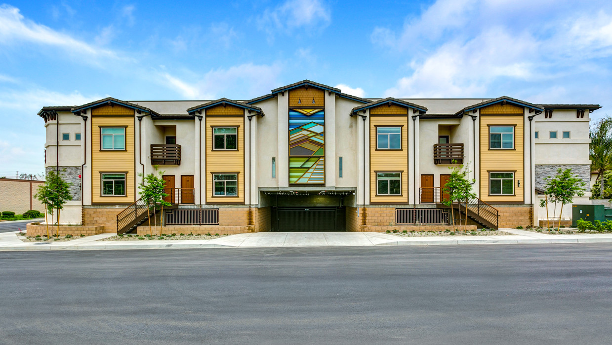 Foto principal - Student Living at La Verne Landing