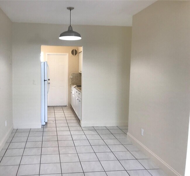Foto del edificio - 745 81st St