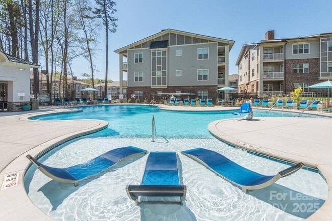 Building Photo - 1021 Glenn Valley Ln