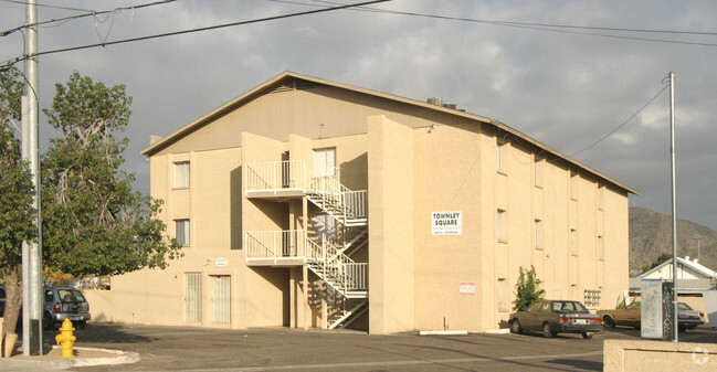 Building Photo - Mountain View Apartments