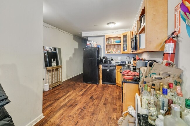 Photo - 1628 Willington St Apartment