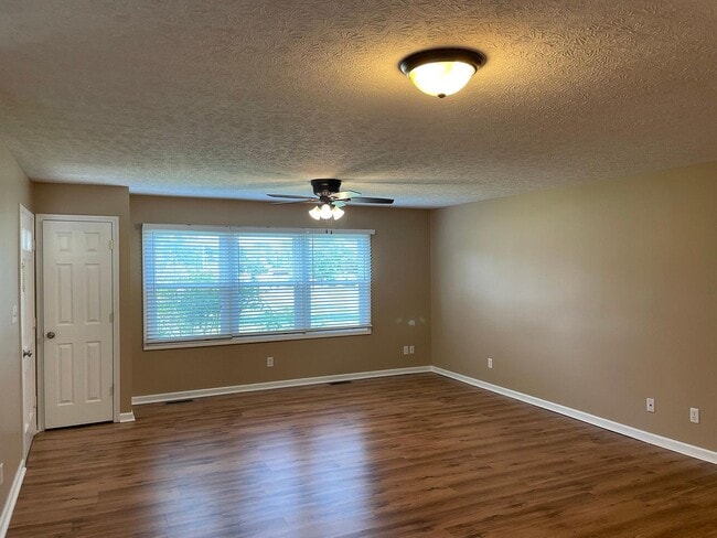 Foto del edificio - 1403 Fairview Ave