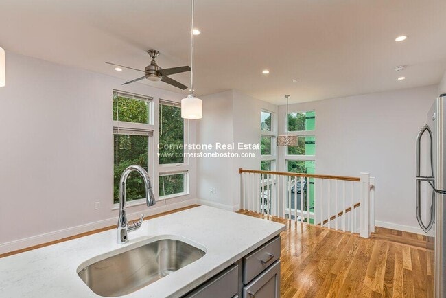 Foto del edificio - 7 Alleghany St