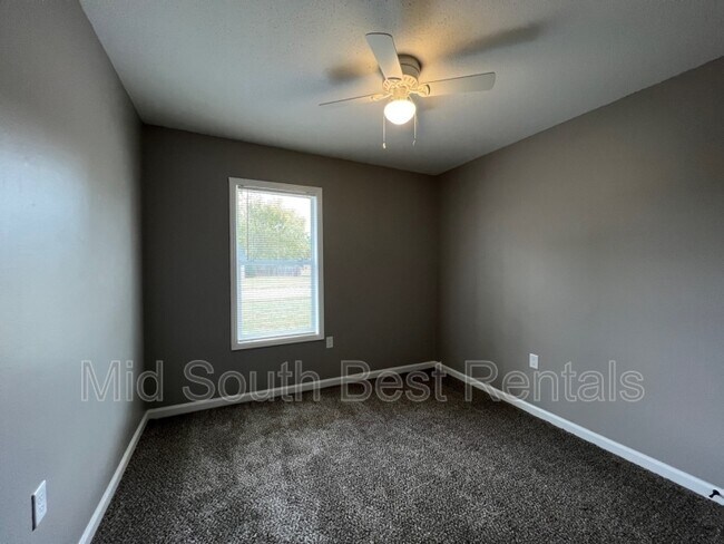 Building Photo - 759 Margie Dr